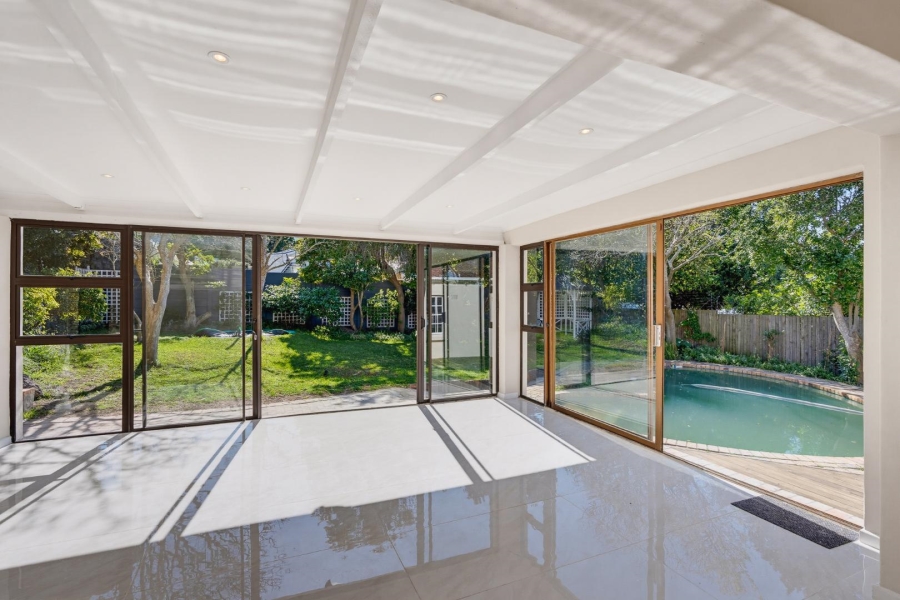 4 Bedroom Property for Sale in Hout Bay Western Cape